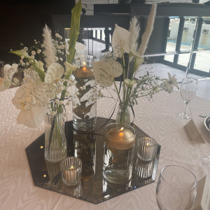 テーブルのお花|775373さんのBIANCARA HILLSIDE TERRACE（ビアンカーラ ヒルサイドテラス）の写真(2618601)