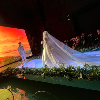 新婦入場する際の背景