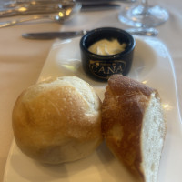 試食したパン