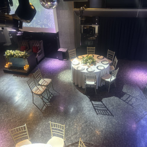 披露宴会場を2階から撮った様子|775458さんのGLOVE WITH AQUA STYLE(グローヴ ウィズ アクアスタイル)の写真(2559798)