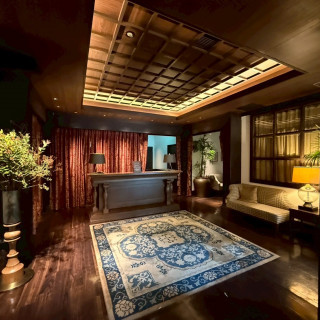 入ってすぐのクローク場所です。