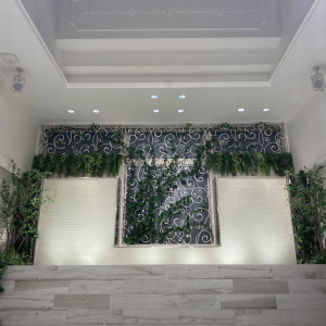 ウェルカムパーティー会場も、明るく広々とした空間です。|775529さんのアルカンシエル南青山(アルカンシエルグループ)の写真(2560307)