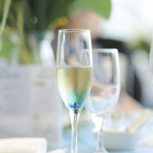 乾杯ドリンク！サムシングブルー
（ノンアルコール）|775552さんのララシャンス 太陽の丘の写真(2560394)