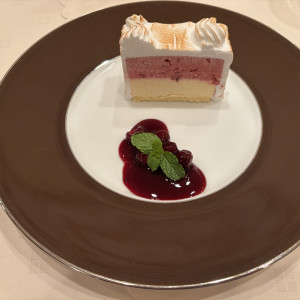 フランベ演出があるアイスケーキ|775555さんのホテル ザ・マンハッタンの写真(2560436)