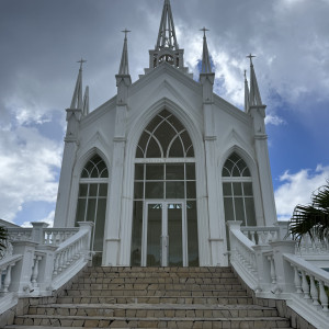 チャペル外観|775647さんのラソール ガーデン・アリビラ クリスティア教会 チュチュリゾートウエディングの写真(2561877)