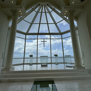 チャペル内観|775647さんのラソール ガーデン・アリビラ クリスティア教会 チュチュリゾートウエディングの写真(2561876)