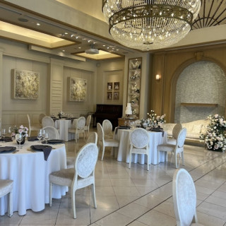 気に入った方の披露宴会場です。