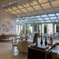 待合スペース。ウェルカムドリンクなどありました。