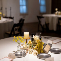 披露宴会場のテーブル装飾