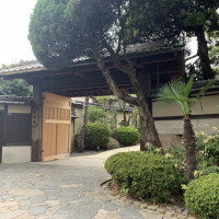 蘇州園の入り口で、参列者が一番初めに見る景色です。