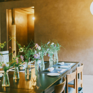 青、紫のお花をアクセントに、装花してもらいました。|775733さんのMAYAの写真(2568190)