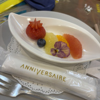 軽食を用意してくれました（アレルギーのため果物）