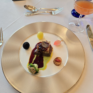 ロッシーニ仕立てペリグーソース5種の彩々野菜と共に