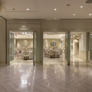 披露宴会場|775807さんのアニヴェルセル 大阪の写真(2561569)