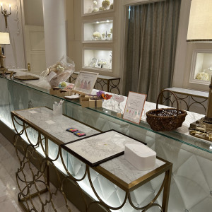 受付はアイテムを飾るスペースも若干あります！|775836さんのアーカンジェル迎賓館（宇都宮）/テイクアンドギヴ・ニーズウェディングの写真(2561764)