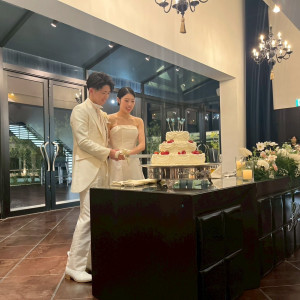 ケーキ入刀の写真です|775931さんのアルモニーヴィラ オージャルダン/テイクアンドギヴ・ニーズウェディングの写真(2562214)