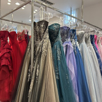 カラードレスも種類豊富