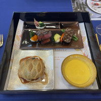 試食