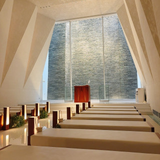 水の流れる音が聞こえるチャペル