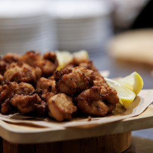 唐揚げ|776015さんの麻布迎賓館/テイクアンドギヴ・ニーズウェディングの写真(2562633)