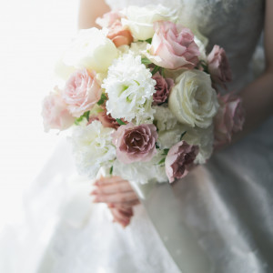 ラウンドブーケ|776056さんのアーヴェリール迎賓館(高松)/テイクアンドギヴ・ニーズウェディングの写真(2562837)