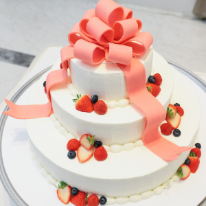 ウェディングケーキ|776056さんのアーヴェリール迎賓館(高松)/テイクアンドギヴ・ニーズウェディングの写真(2562839)