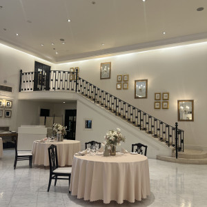 素敵な階段です！|776066さんのアーヴェリール迎賓館（名古屋）/テイクアンドギヴ・ニーズウェディングの写真(2562873)