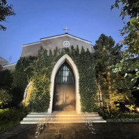 夜は一気に雰囲気が変わり、幻想的になります