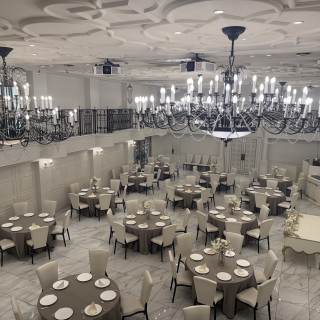 階段上からの披露宴会場