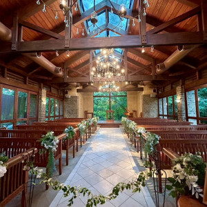 挙式会場です。背面の緑は世界遺産です。|776320さんのザヒルトップテラス奈良の写真(2564169)