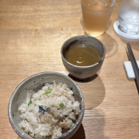 釜飯、おだしで食べるお茶漬け
こだわりのある一品で、美味しい