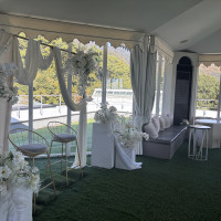 披露宴会場の上の階にあるガーデン