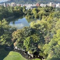 ホテルからみたお庭と公園