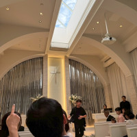 挙式中に晴れて光が入ってきてとても綺麗でした