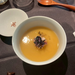 今まで食べた茶碗蒸しで1番美味しかったです。