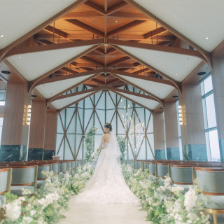 天井が高いチャペル
夏の夕方:雨降り後☁️