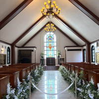 ゲストとの距離近く感じられるチャペルでした。