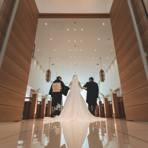 新婦入場|776485さんのTHE SURF OCEAN TERRACE(ザ・サーフ オーシャンテラス)の写真(2565509)