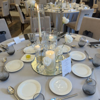 ゲストテーブル