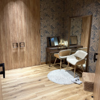 お色直し場/登場口