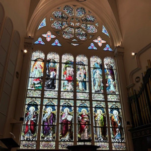 ステンドグラスは圧巻で家族からも好評でした|776633さんの神戸セントモルガン教会の写真(2566479)