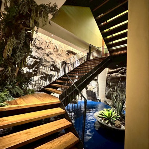 滝の音に癒されるロビー|776638さんのTHE TENDER HOUSE(ザ テンダーハウス)の写真(2566573)