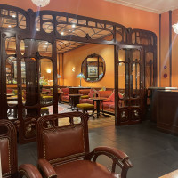 モダンなデザインの控え室