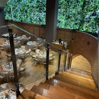 階段から入場できるところが素敵