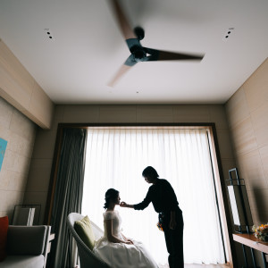 控え室のスイートルーム|776897さんの瀬良垣島教会/アールイズ・ウエディングの写真(2567911)