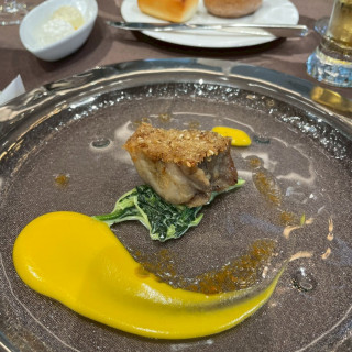 お肉料理
ソースと野菜との相性が良い