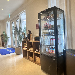 打ち合わせサロン
飲み物、好きなもの選んで座れました。