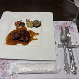 牛肉料理が美味しかったです