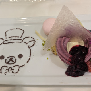 リラックマデザインのデザートプレート