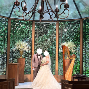 天候に左右されない森の中にいるようなチャペルが魅力的でした|777090さんのアーヴェリール迎賓館（名古屋）/テイクアンドギヴ・ニーズウェディングの写真(2568615)